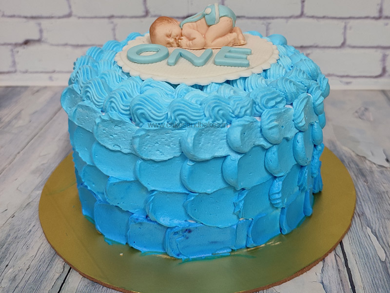 Ombre rosette cake (3467) | Blue ombre rosette birthday cake… | Flickr
